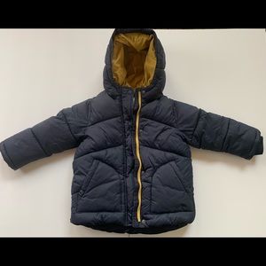 ZARA BOYS PUFFER JACKET. Size 3-4 years.